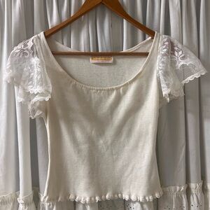 Vintage cropped Cream Lace Sleeve Top